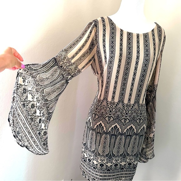 Pink Owl Boho Patterned Flare Sleeve Dress Nude Black Small 🔥 - Picture 8 of 13